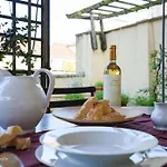 Mazzini Apartment, Terrace & River View Daire